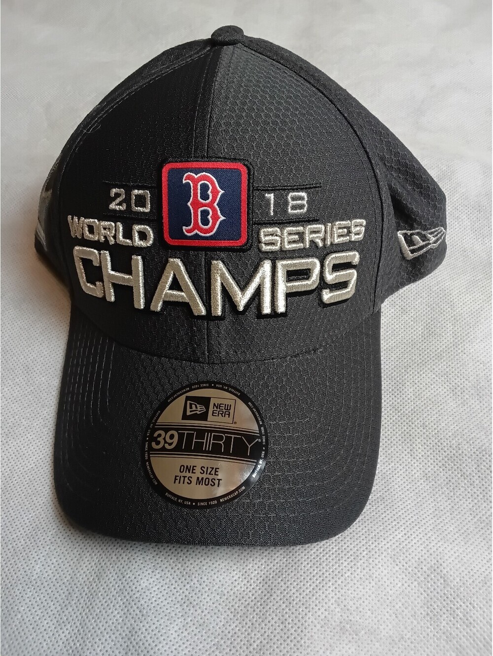 Boston Red Sox 2018 World Series Champs Hat New Era 39THIRTY Mens MLB Cap